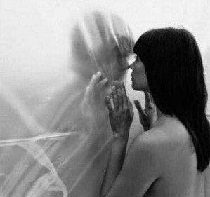 Oče, ki ljubi: NAJINA DUŠA JE VEČJA LJUBEZEN OD NAJINE. (Foto: Pinterest)